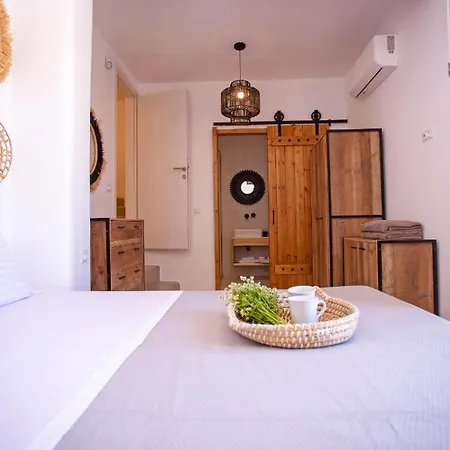 아파트 On The Rocks By Blanco Villas Merchia Beach